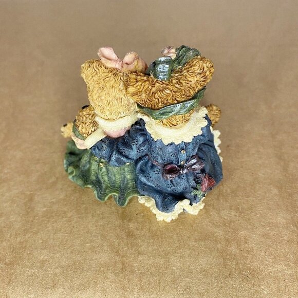 Boyd's Bears and Friends Bailey and Becky The Diary Figurine Style # 228304 - Picture 2 of 3